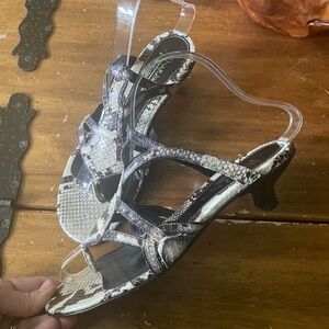 Aquatalia By Marvin K Python Snakeskin Kitten Heel Sandals Made In Italy Size 8